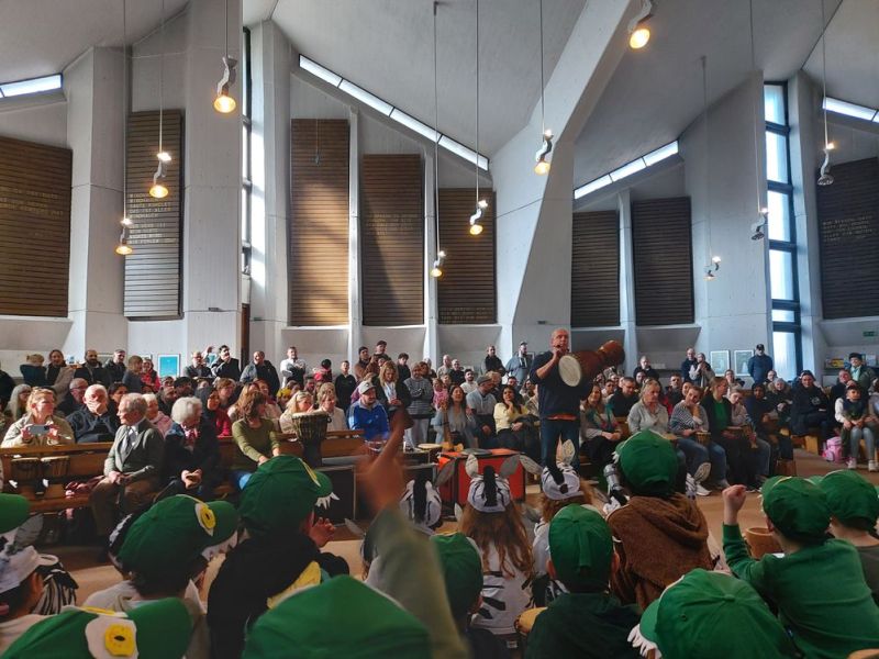 Trommelapplaus FO Jakobuskirche Eltern PRESSE